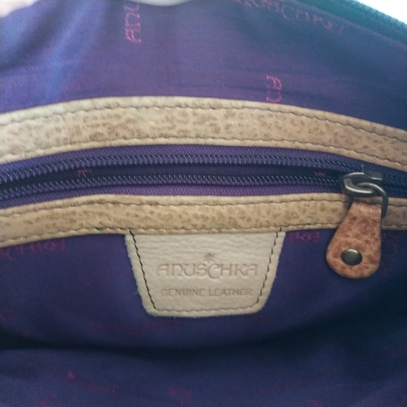 Anuschka Hand Painted Songbird Leather Crossbody Bag - Picture 6 of 14